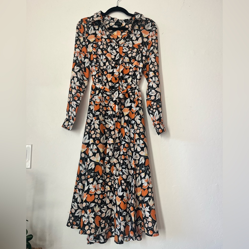 Who What Wear Black and Orange Floral Long Sleeve Dress